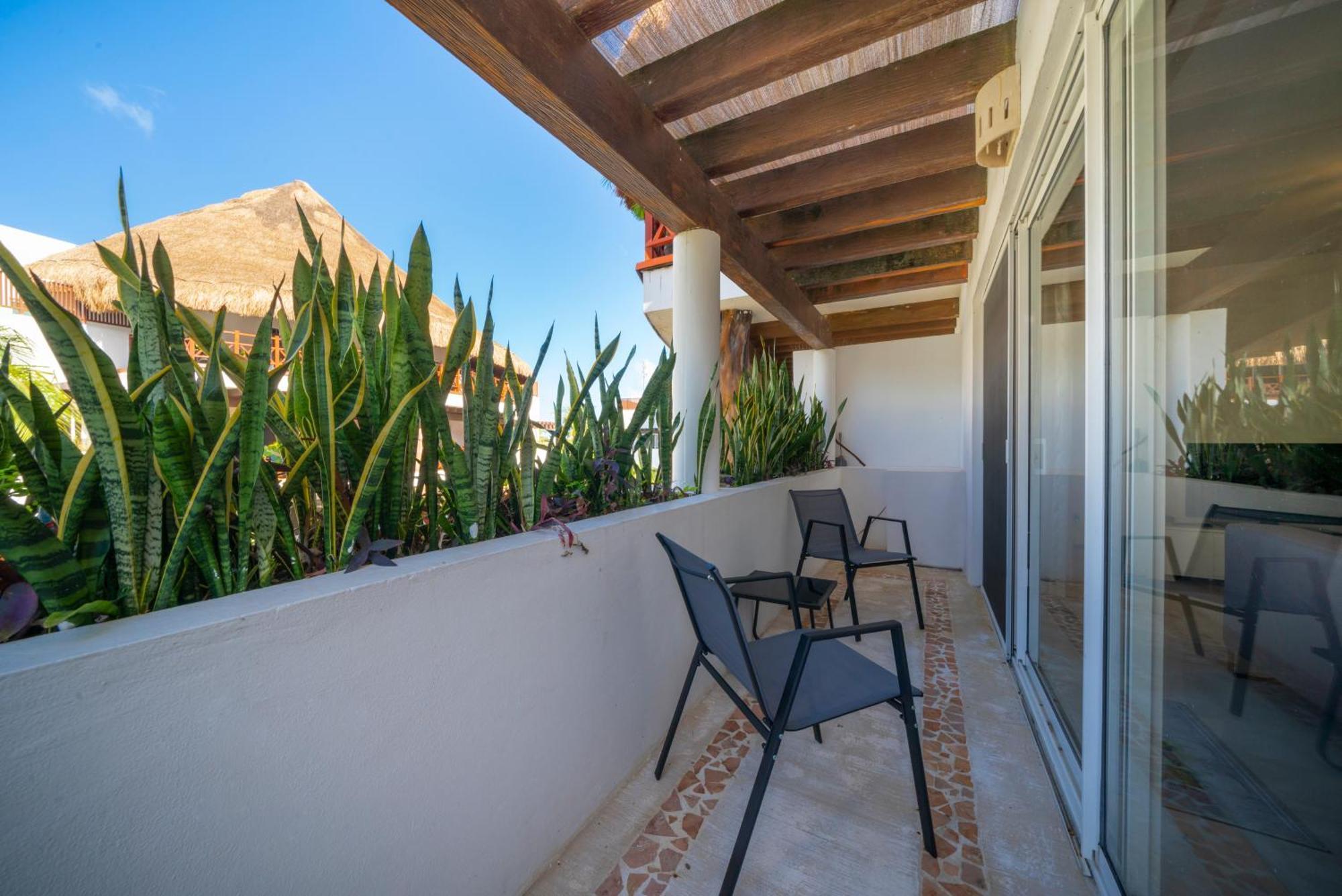 Luxury 1 Bedroom With Pool And Fitness Center - Kaan 304 * Playa del Carmen